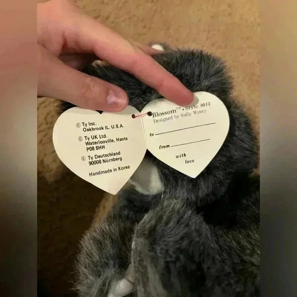 Ty Blossom Bunny 1995 - Picture 6 of 6